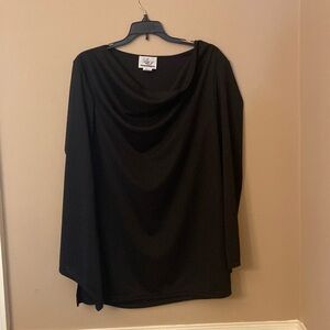 Black blouse/dress – size large